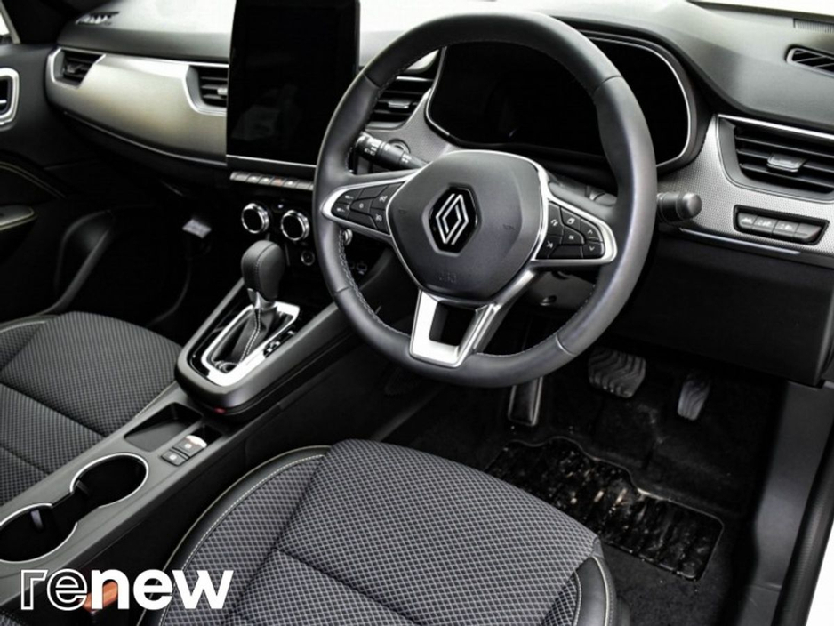 2025 Renault Arkana - image 6