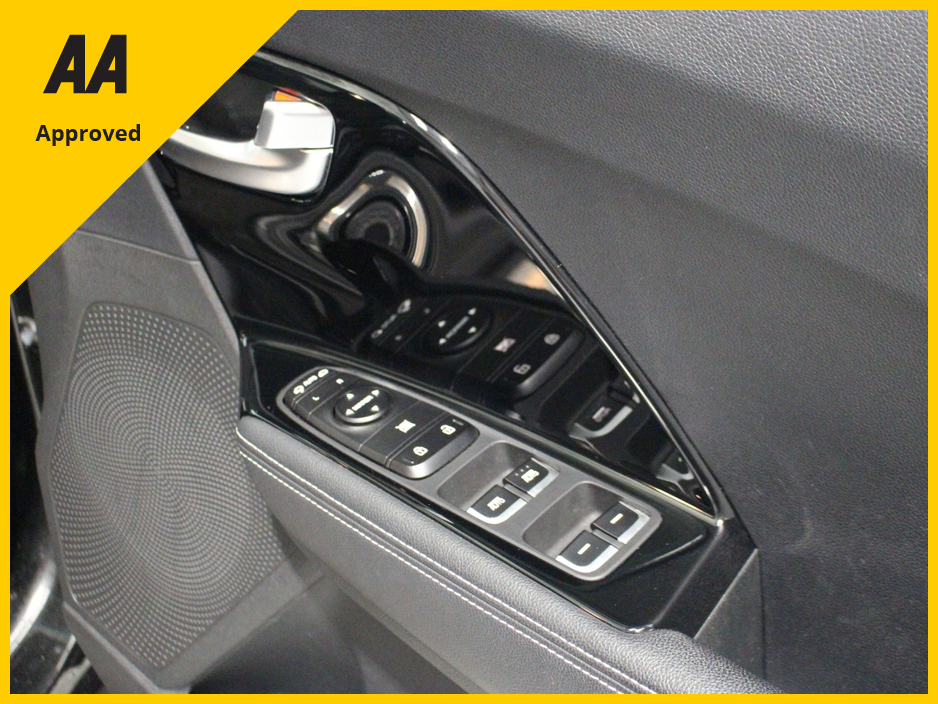 2021 Kia Niro - image 18