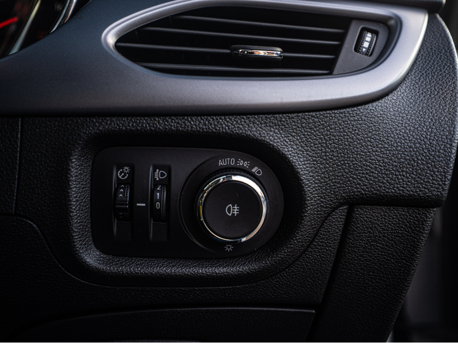 2017 Opel Astra 172 Opel Astra 1.0/High spec/Irish/1yr warranty €10,888