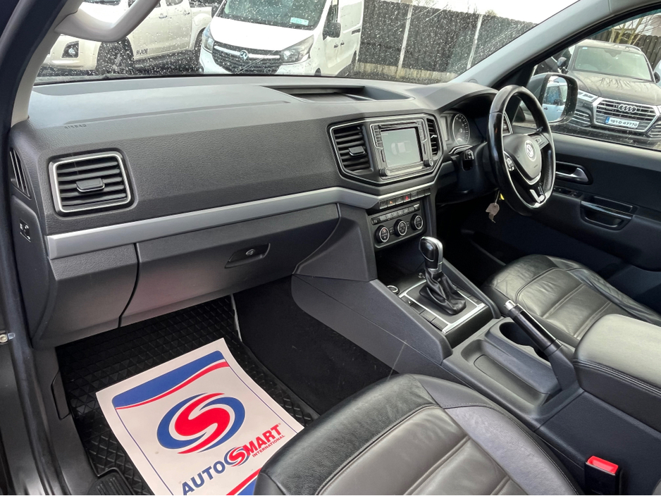 2017 Volkswagen Amarok - image 12