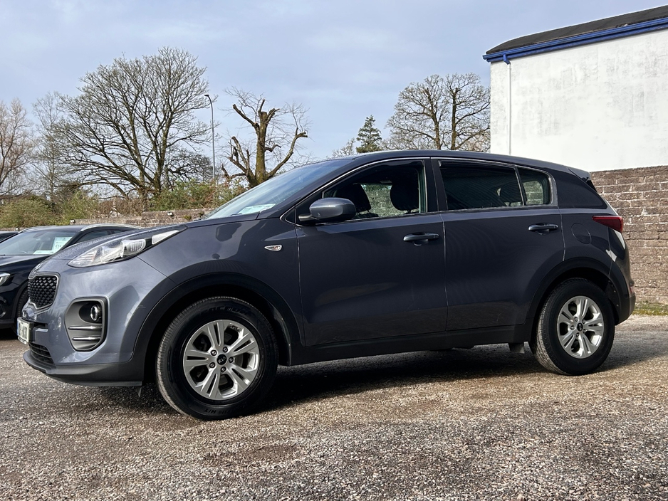 2017 Kia Sportage - image 7