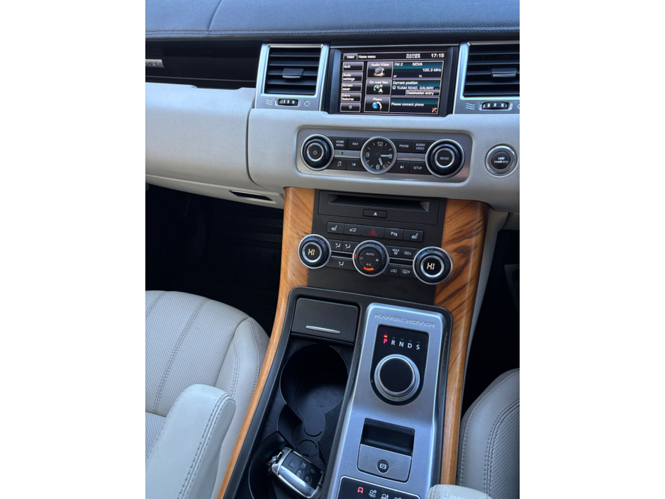 2013 Land Rover Range Rover Sport - image 42