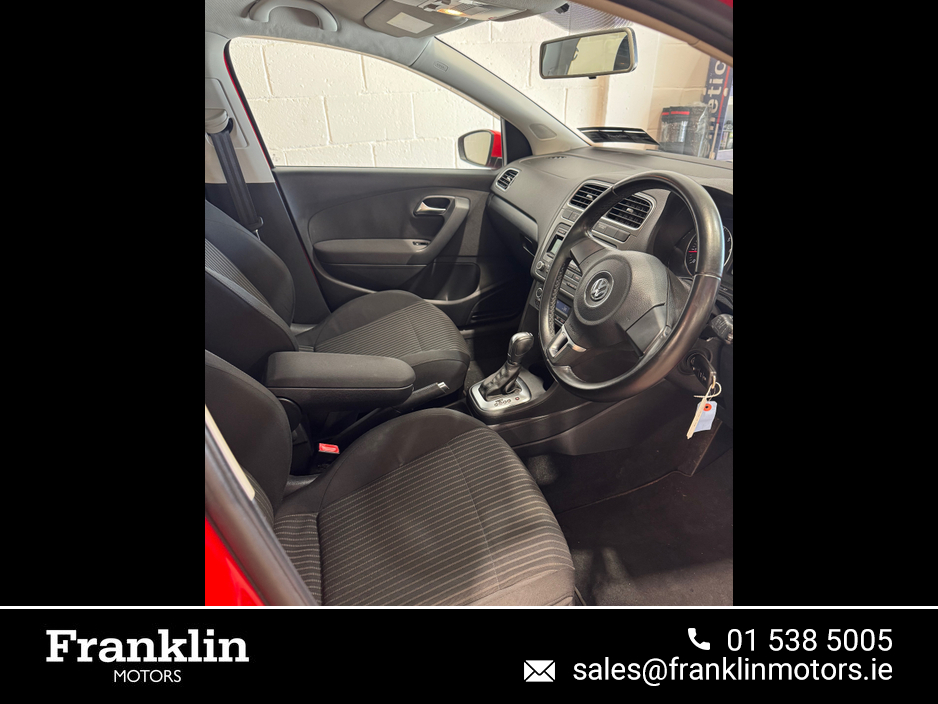 2012 Volkswagen Polo - image 6