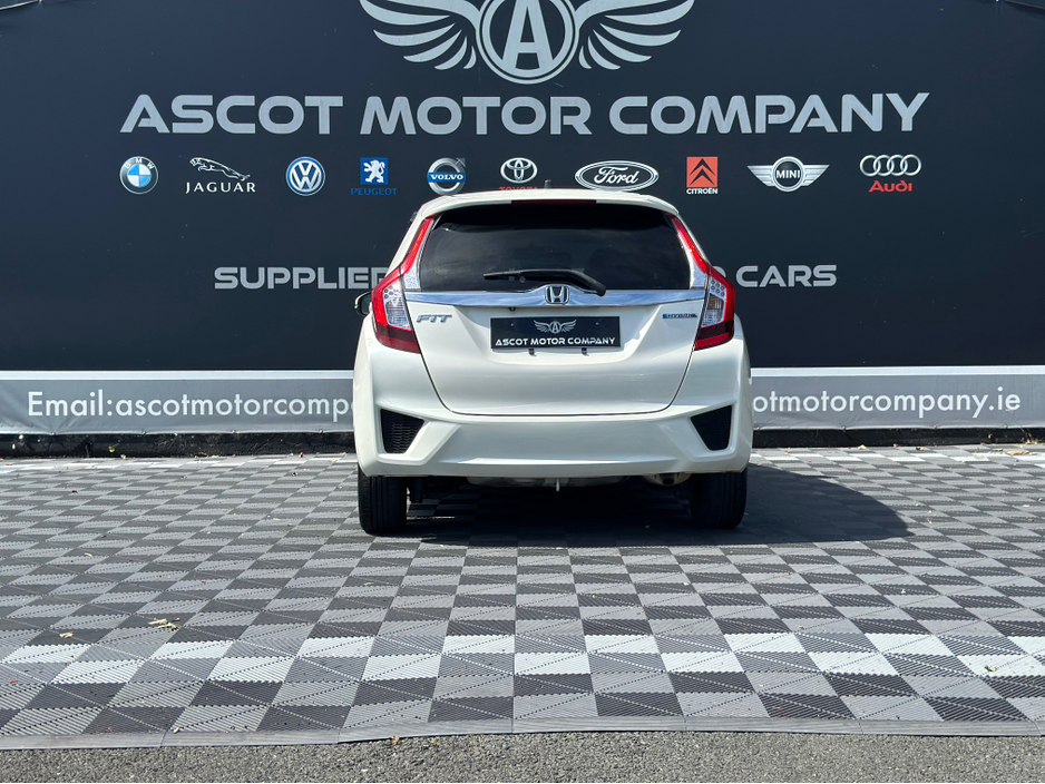 2014 Honda Fit Hybrid €9,250