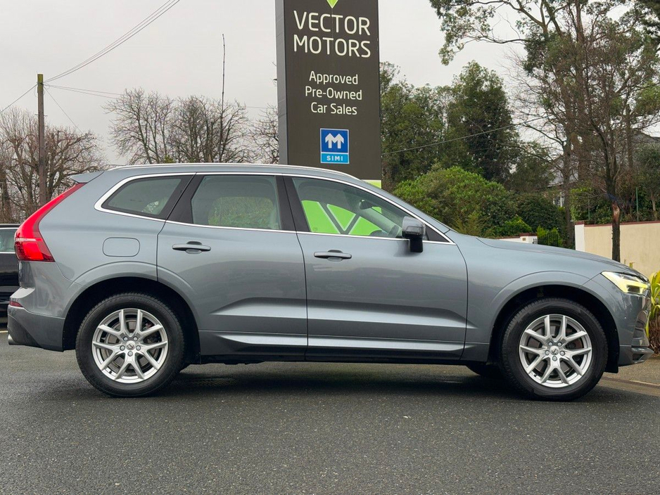 2018 Volvo XC60 - image 5