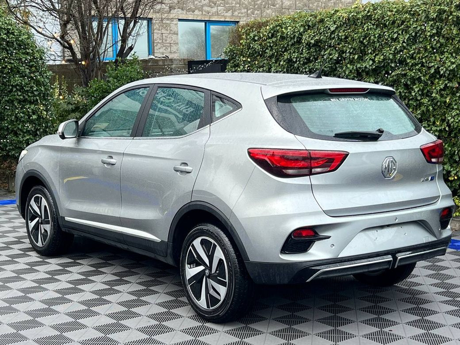 2023 MG ZS 73KWH // LONG RANGE MODEL // VERY LOW MILEAGE // APPLE CARPLAY/ANDROID AUTO €22,900