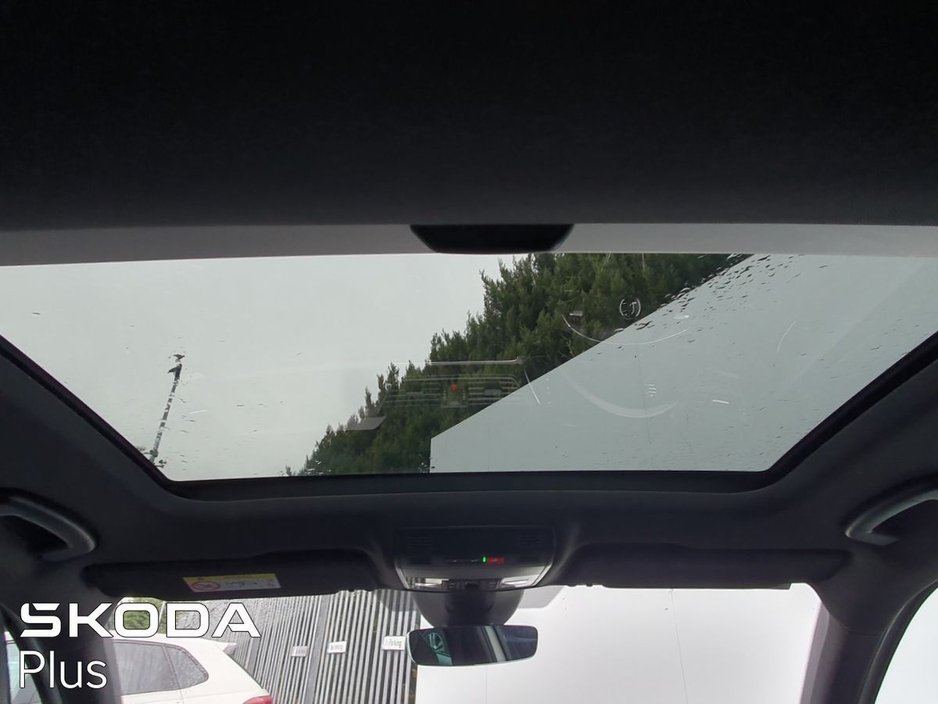 2024 Skoda Superb - image 16