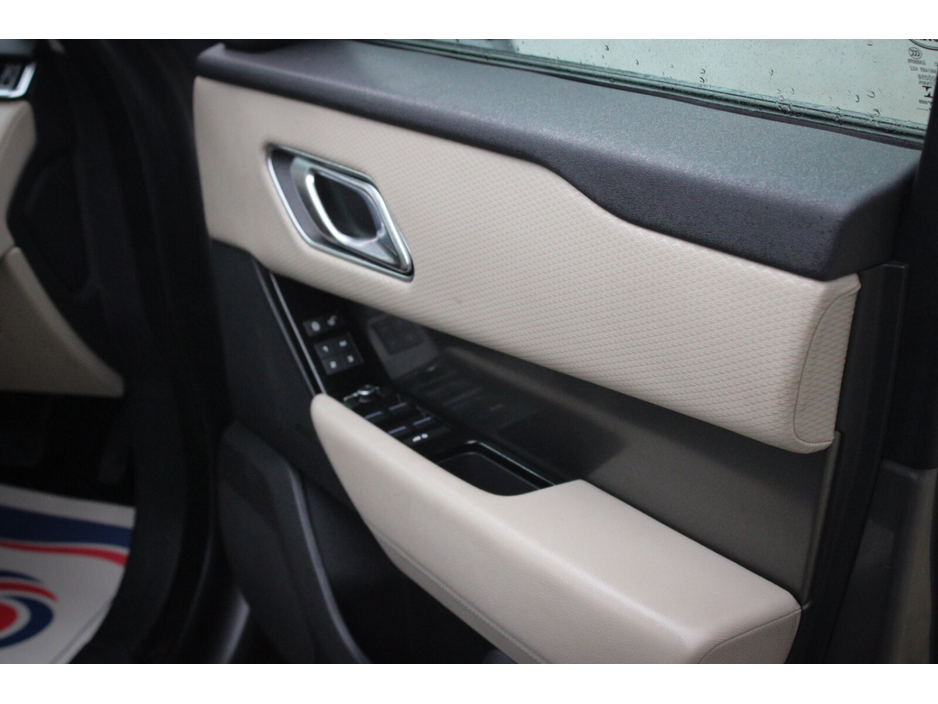 2018 Land Rover Range Rover Velar 2.0D TD4 180 Standard €29,995