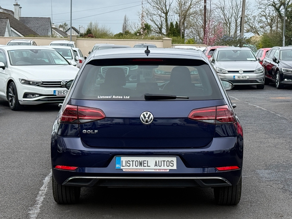 2020 Volkswagen Golf - image 8