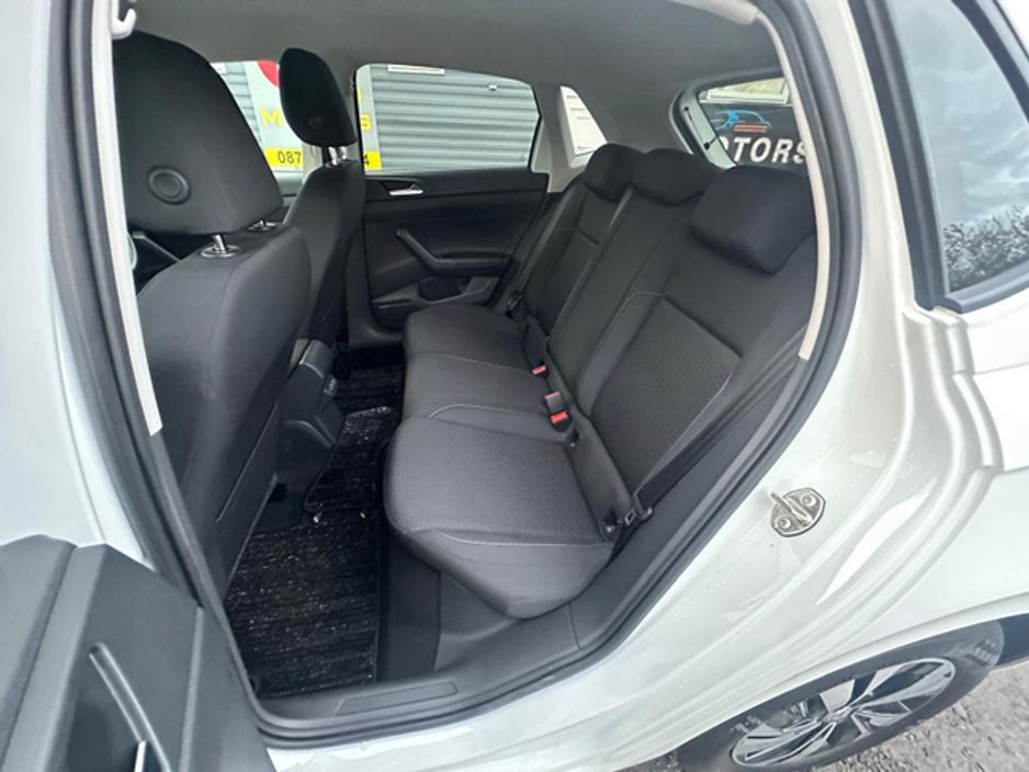 2019 Volkswagen Polo - image 14