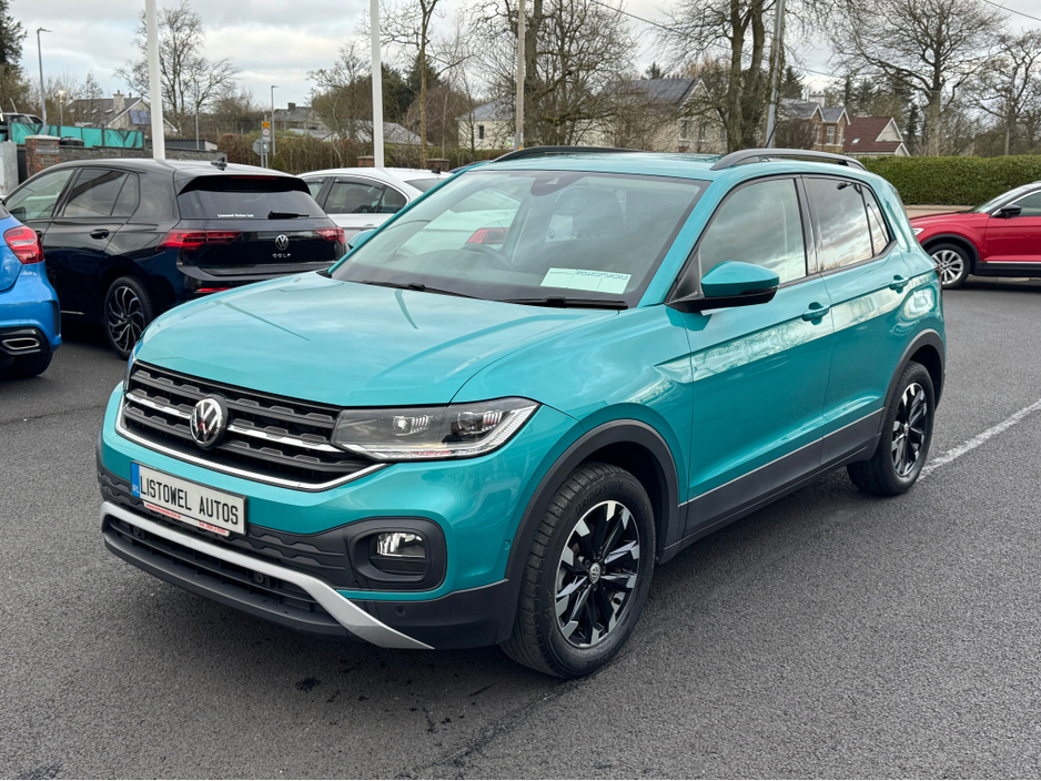 2020 Volkswagen T-Cross - image 10