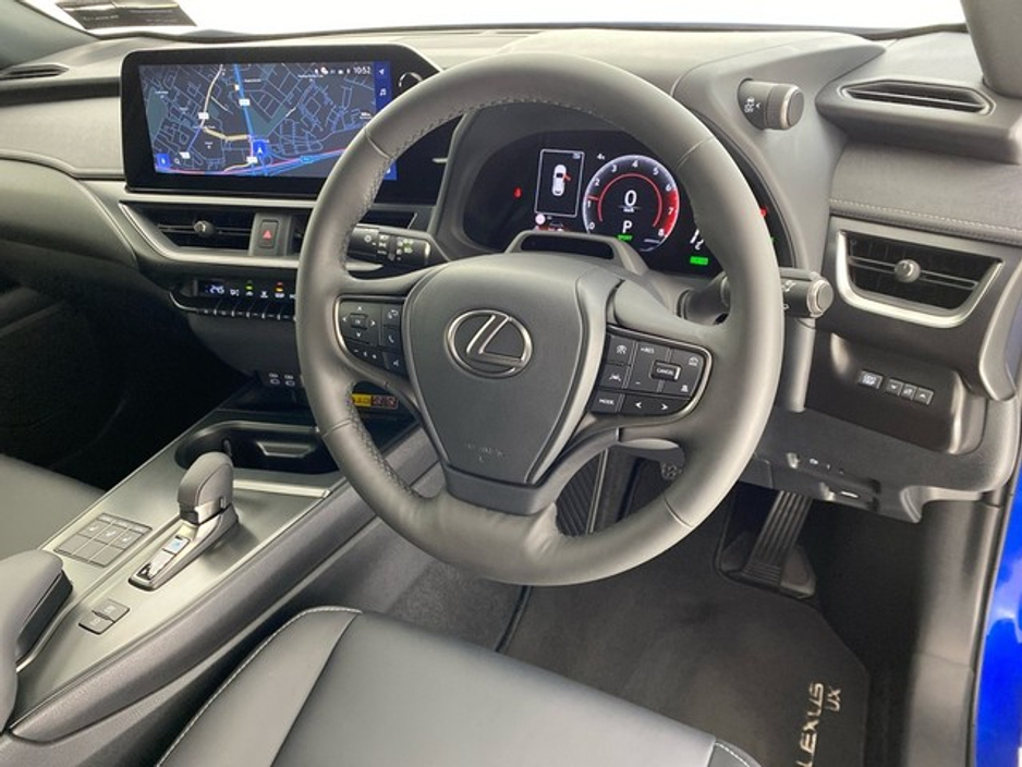 2025 Lexus UX 250 H F Sport Design €49,950