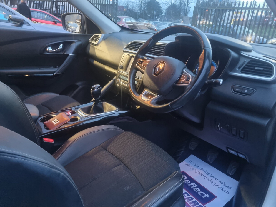 2017 Renault Kadjar - image 5