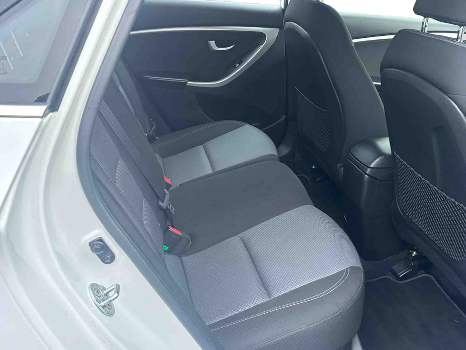 2016 Hyundai i30 1.6 DELUXE 5DR €10,950