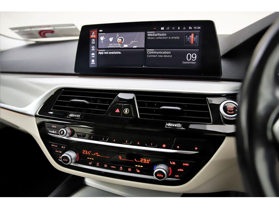 2020 BMW 5 Series 520D SE *BEIGE LEATHER*SAT NAV*PARK SENSORS €26,890