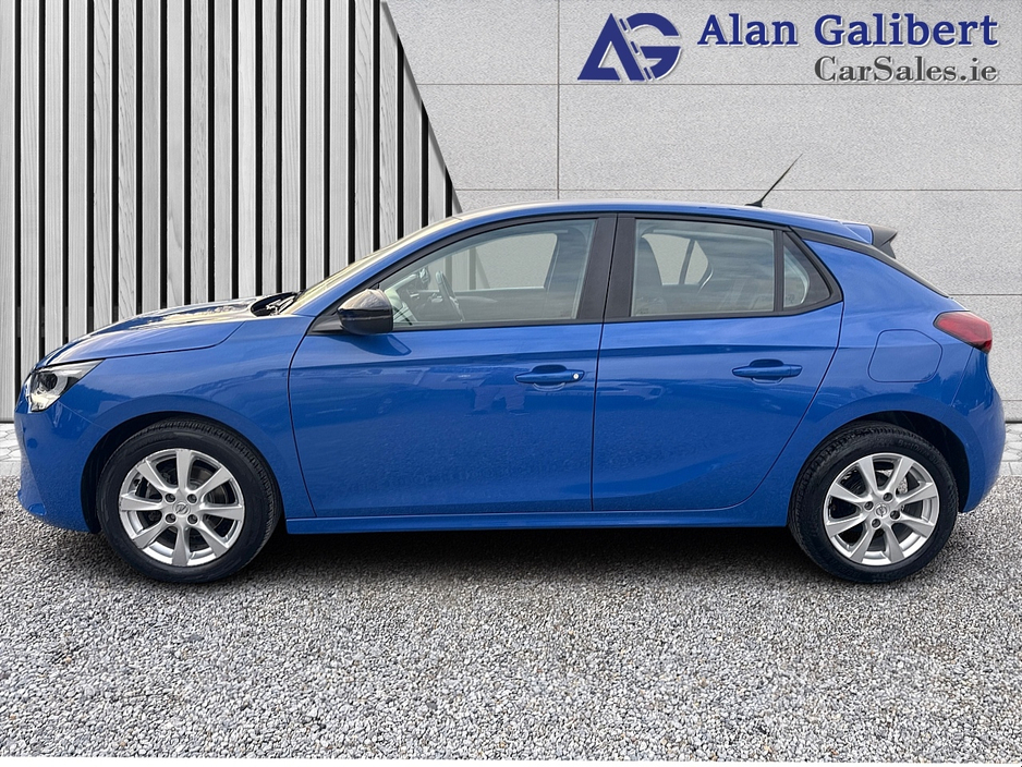 2023 Opel Corsa - image 5