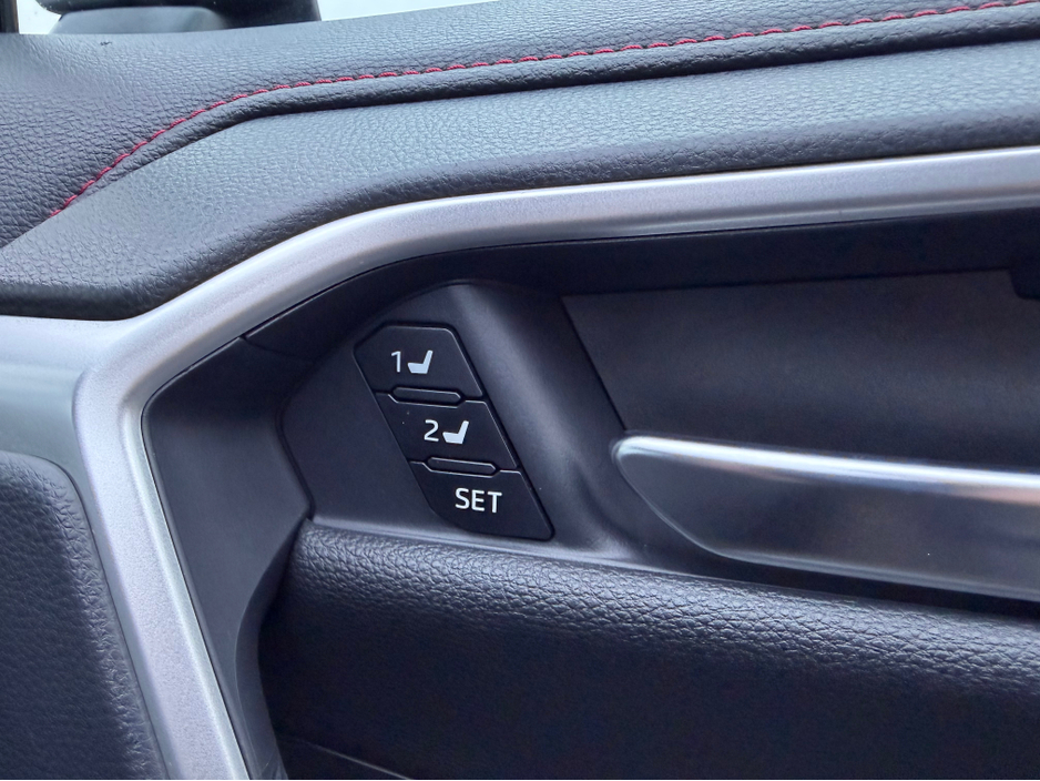 2024 Toyota Rav4 4X4 PHEV - Platinum Modelista - New model €48,940