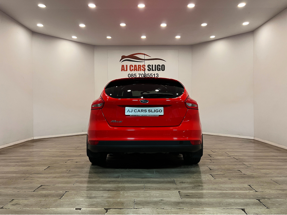 2015 Ford Focus 1.5 TDCI ZETEC 120PS 5DR €7,950