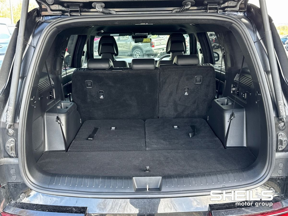 2025 Hyundai Santa Fe - image 9