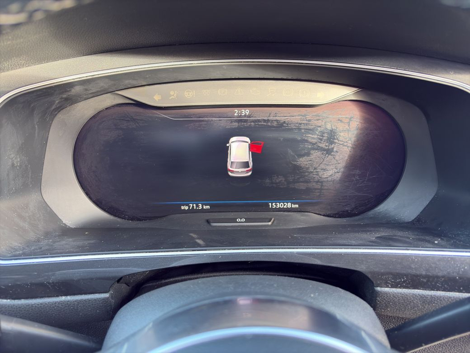 2019 Volkswagen Tiguan "White looks, tech-rich cabin and sport-inspired feel — the SUV that makes every drive feel special" €29,888