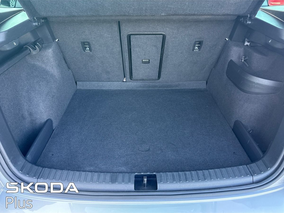 2024 Skoda Karoq - image 8