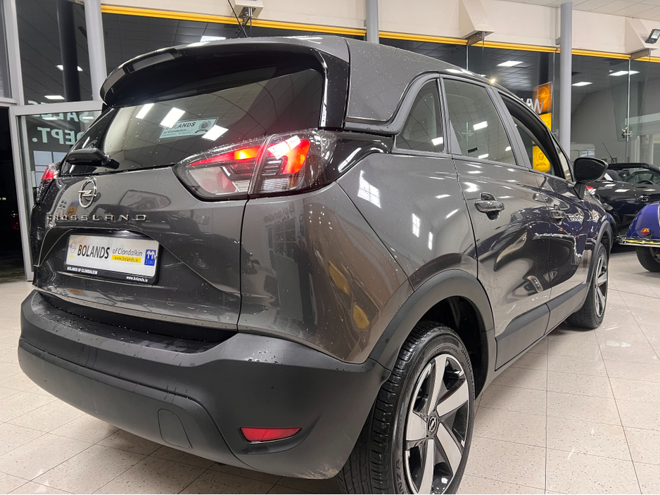2024 Opel Crossland X **DIESEL 2024**Best Value As New Opel Crossland 6 Speed Manual Apple Car Play  www.bolands.ie Est.1955 €21,950