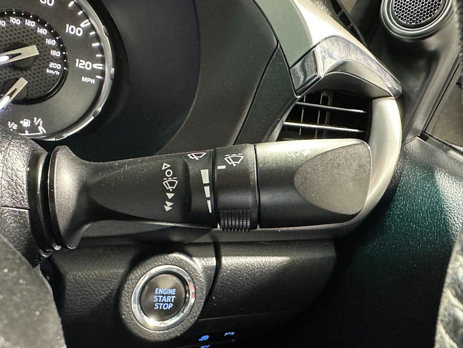 2022 Toyota Hilux Invincible 2.4 D4D Auto Double Cab €36,800