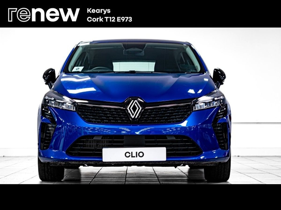 2025 Renault Clio - image 8