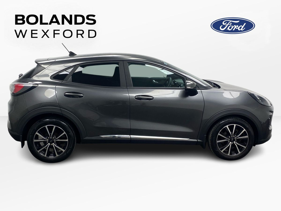2022 Ford Puma 1.0L Titanium with Winter Pack €20,995