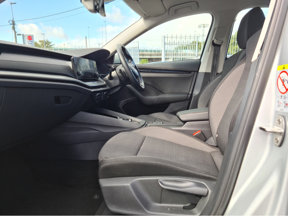 2024 Skoda Octavia - image 8