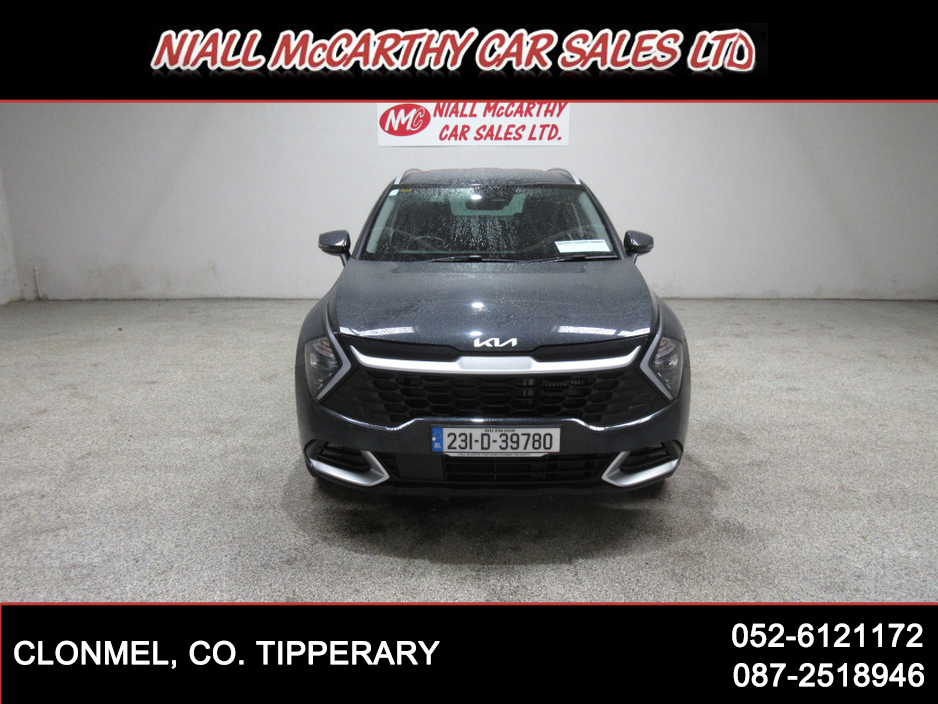 2023 Kia Sportage - image 2