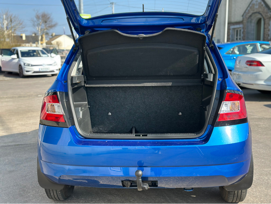 2015 Skoda Fabia - image 9