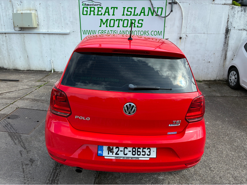 2014 Volkswagen Polo - image 5