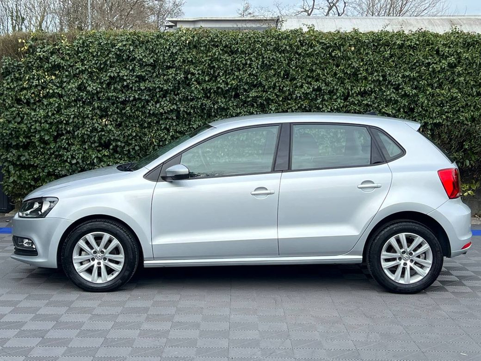 2016 Volkswagen Polo - image 3