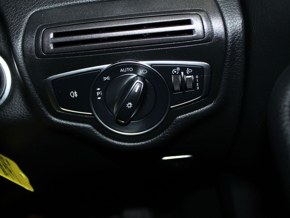 2018 Mercedes-Benz C Class - image 25