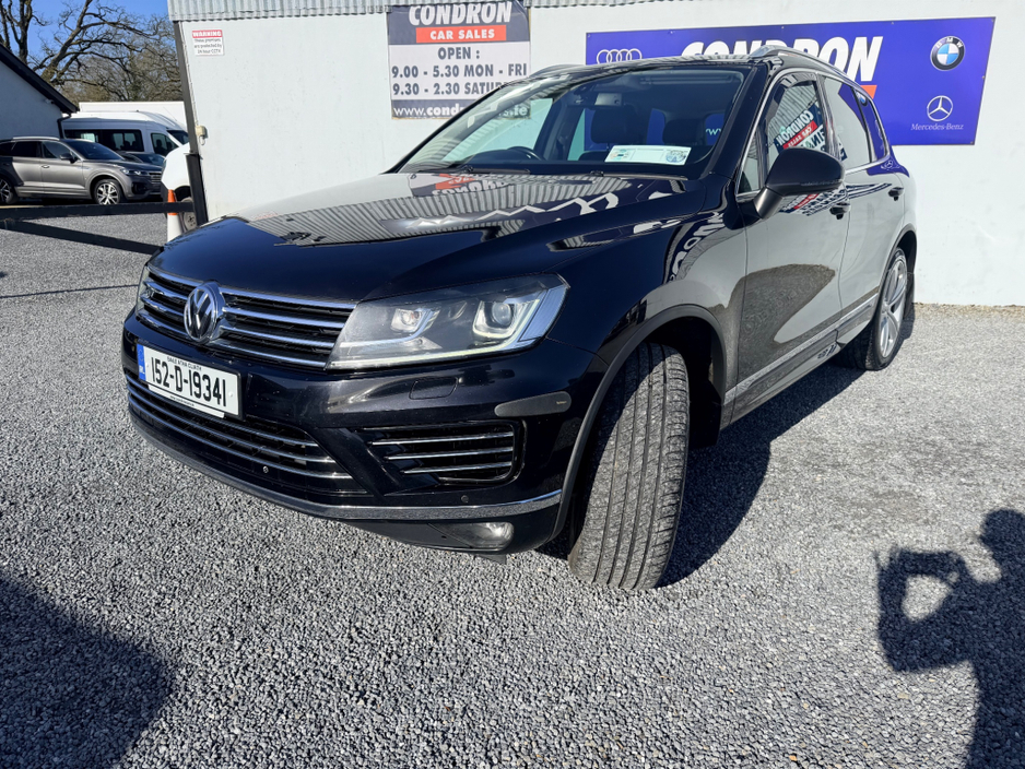 2015 Volkswagen Touareg - image 27