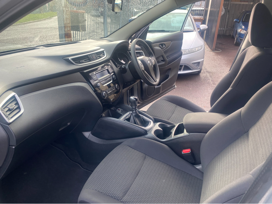 2017 Nissan Qashqai 1.2 PET XE E6 4DR €11,250