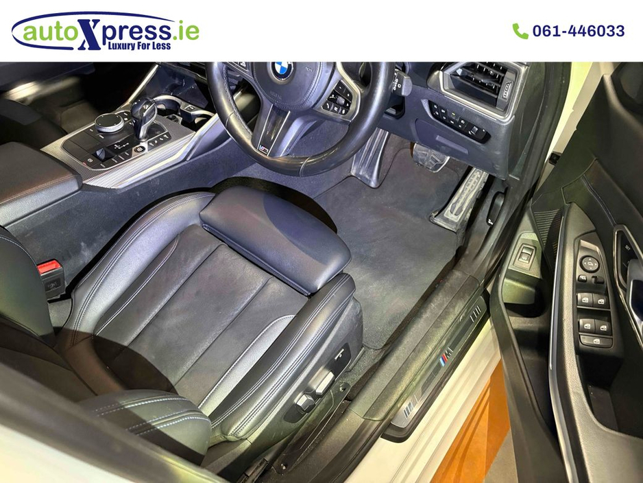 2021 BMW 3 Series - image 10