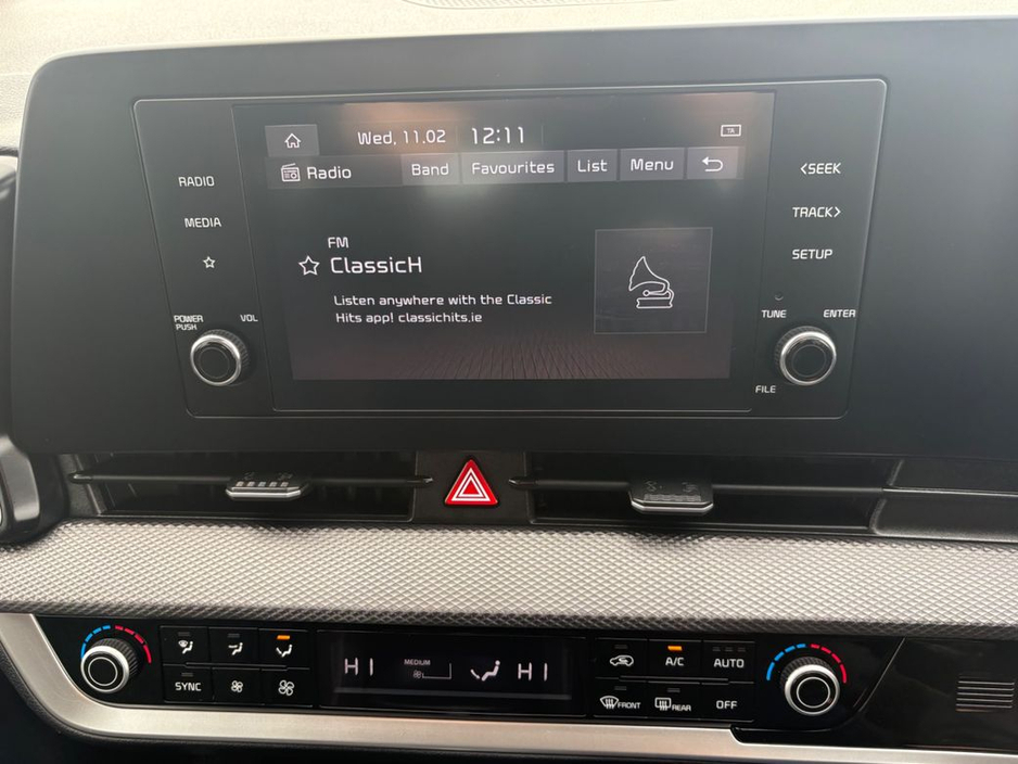 2022 Kia Sportage Premium Spec 1.6d 18inch alloys , *warranty till 2029* Multi-Function Steering Wheel, Climate Control, Lane Departure Warning, Rear Parking Sensors €31,900