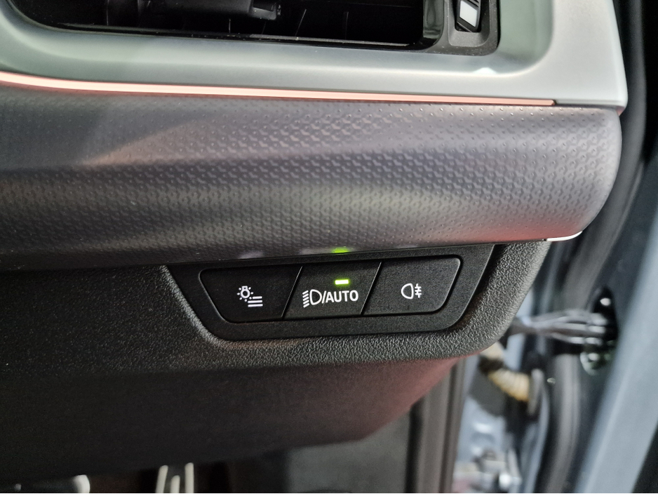 2023 BMW 2 Series ACTIVE TOURER 225E M SPORT (PLUG IN HYBRID) X-DRIVE AUTOMATIC **ONE OWNER / APPLE CARPLAY / CRUISE CONTROL / COMFORT ACCESS / HEATED FRONT SEATS / SAT NAV / REVERSE CAMERA / WIRELESS PHONE CHARGING** €35,900