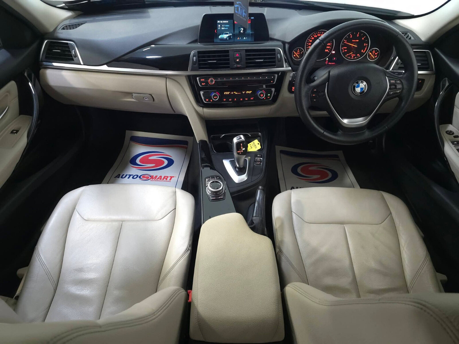 2018 BMW 3 Series - image 15