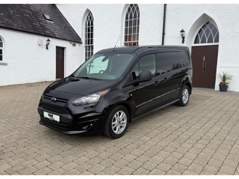 2018 Ford Transit Connect - image 2