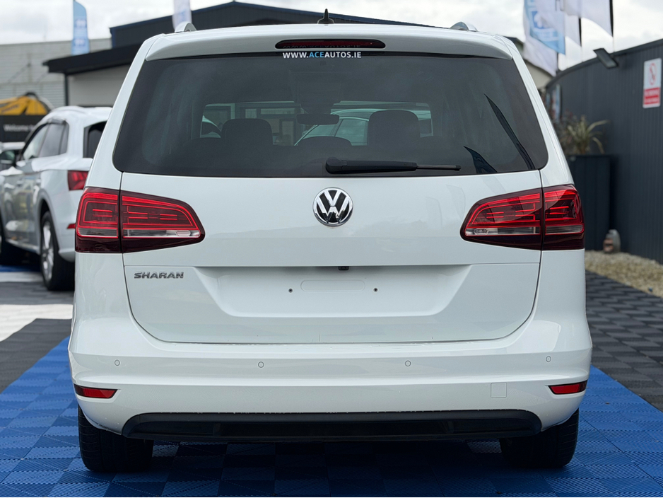 2019 Volkswagen Sharan - image 2
