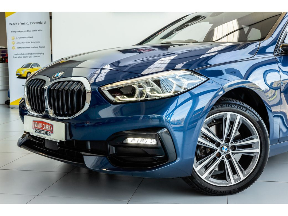 2022 BMW 1 Series - image 6