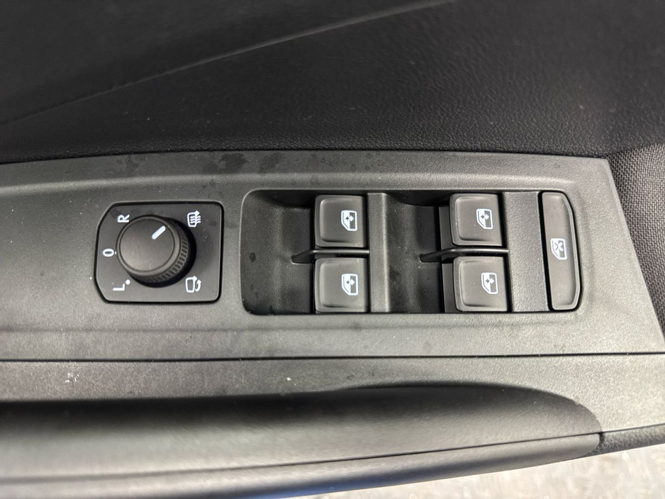 2025 Skoda Fabia - image 25