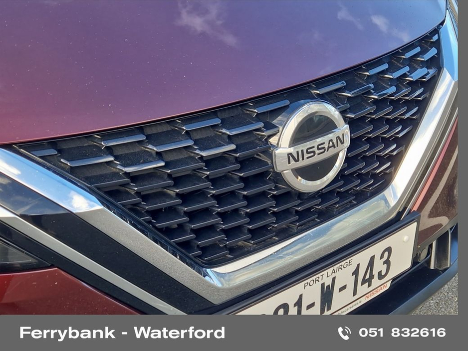 2022 Nissan Qashqai 1.3 HYB SV + Glass Roof Pack €25,950