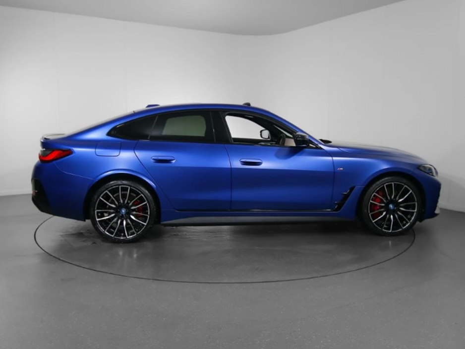 2023 BMW i4 I4 M50 INDIVIDUAL (CRAZY SPEC)  INDIVIDUAL PAINT - M CARBON PACKAGES  - VISIBILITY PACK+LASER LIGHTS-  COMFORT PACK- DRIVER ASSISTANT PROF- PARKING ASSISTANT PLUS- HARMON KARDON- COMFORT ACCESS €54,995