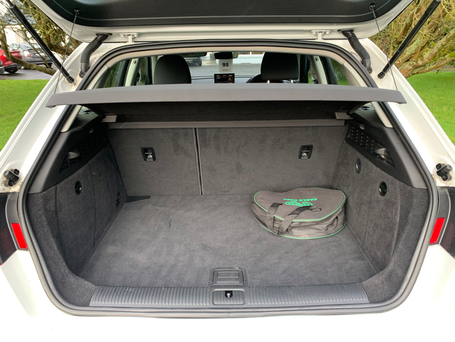 2016 Audi A3 1.4 TFSI E-TRON 148BHP 5DR A €13,995