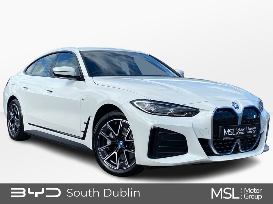 2024 BMW i4 - image 2