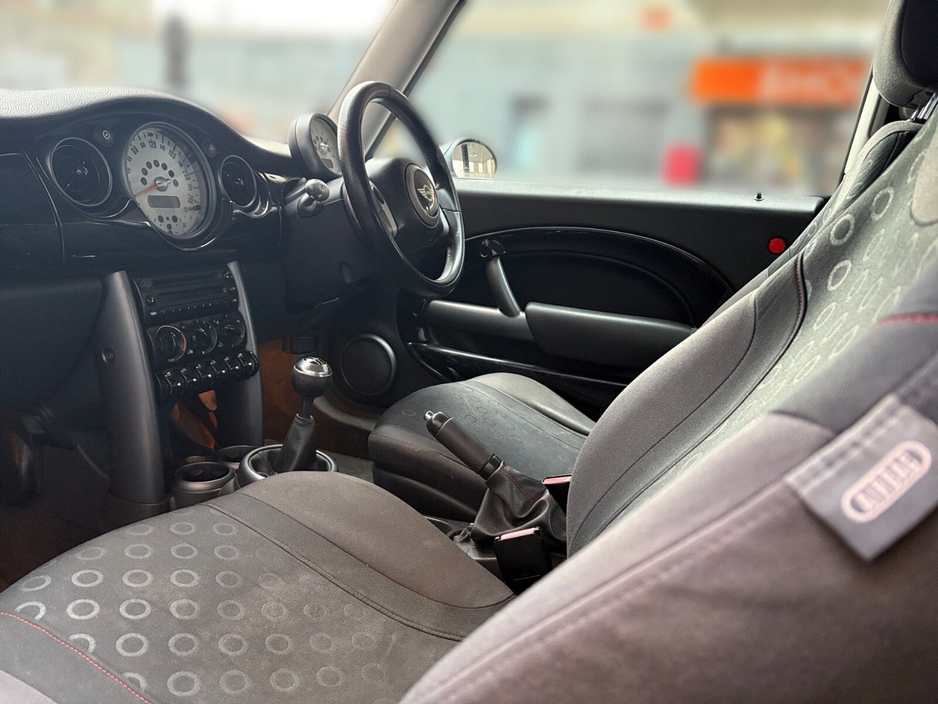 2006 MINI Hatch  €2,450